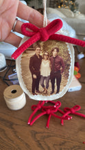 Load image into Gallery viewer, Christmas Craft Workshop | Christmas Picture Ornaments