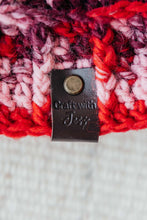 Load image into Gallery viewer, Crochet ribbed beanie pattern | The Monica beanie