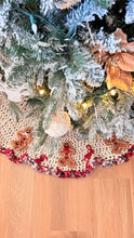 Load image into Gallery viewer, Gingerbread Tree Skirt Pattern
