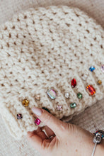 Load image into Gallery viewer, Easy crochet beanie for beginners | V stitch beanie crochet pattern