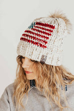 Load image into Gallery viewer, Crochet Slouchy Beanie | Tapestry Crochet Patterns| American Flag Beanie | America Proud Beanie