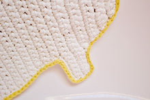 Load image into Gallery viewer, crochet duck face