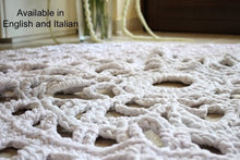 Load image into Gallery viewer, close up of white round rug