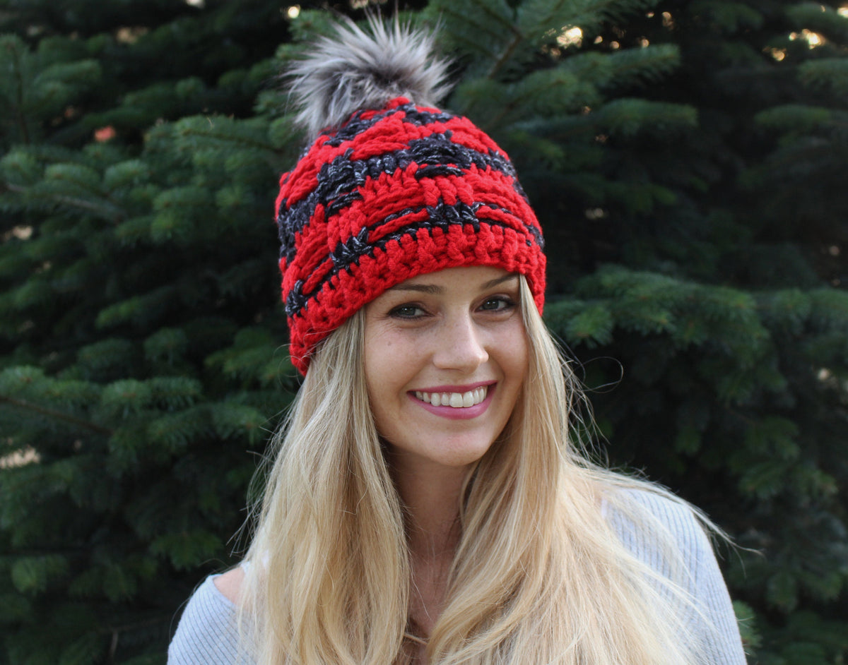 Christmas Crochet Beanie Pattern with Furry Pom Pom – CraftwithJess