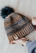 Load image into Gallery viewer, Easy crochet beanie for beginners
