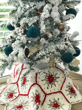 Load image into Gallery viewer, Christmas Crochet Patterns E-Book | Crochet Christmas Projects

