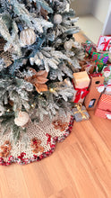 Load image into Gallery viewer, Gingerbread Tree Skirt Pattern
