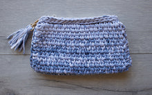 Load image into Gallery viewer, Zip Clutch Crochet Pattern

