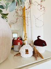 Load image into Gallery viewer, Crochet Acorn Pattern | Fall crochet pattern
