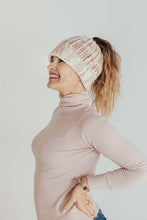 Load image into Gallery viewer, Messy Bun Beanie Pattern
