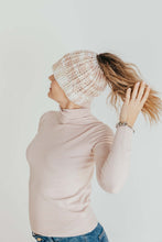 Load image into Gallery viewer, Messy Bun Beanie Pattern
