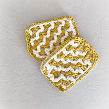 Load image into Gallery viewer, yellow and white zig zag crochet potholders
